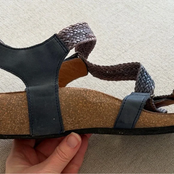 Taos Trulie Strappy Leather Comfort Sandals Blue 8-8.5 EU 39 - Picture 6 of 7